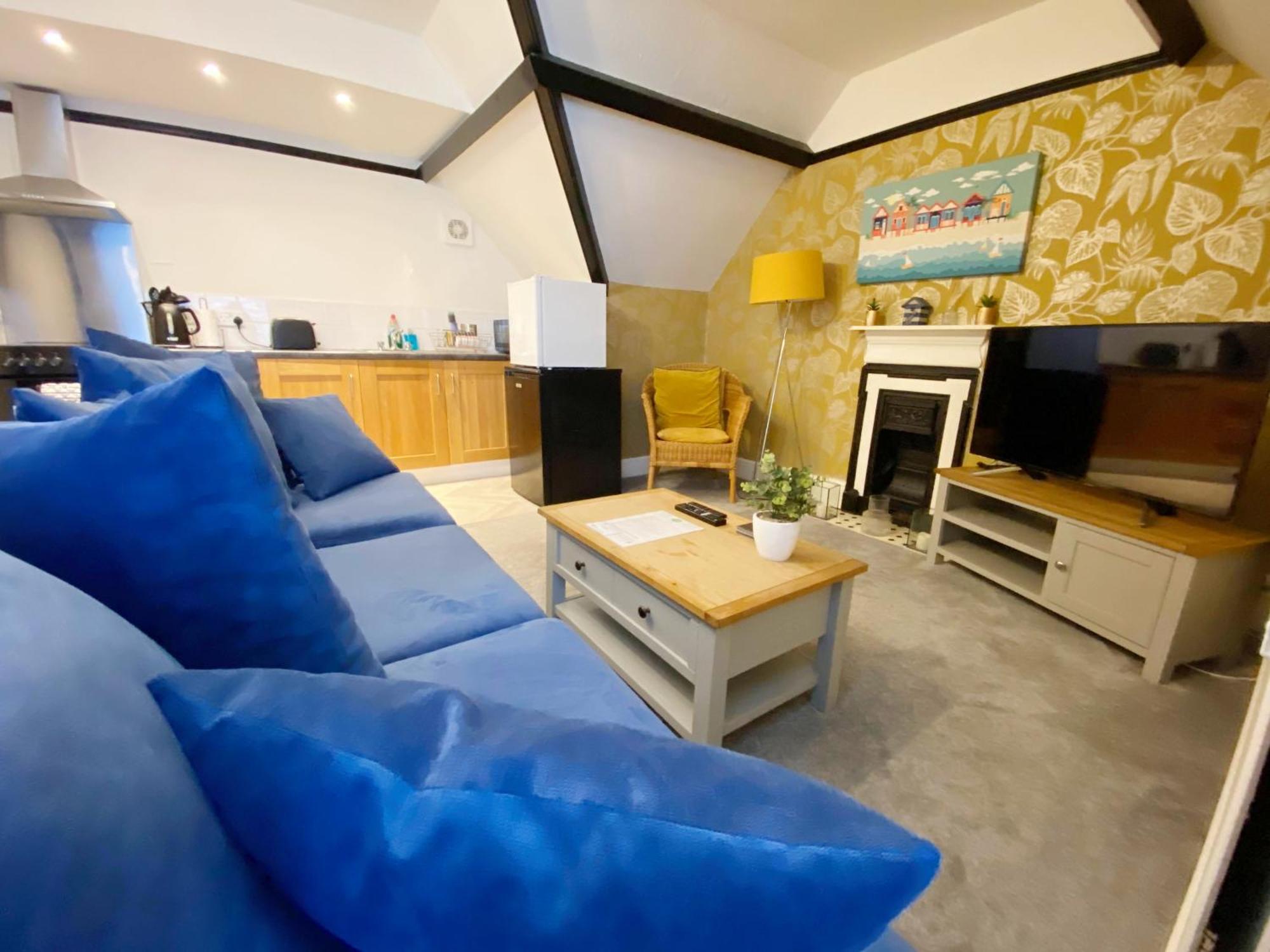 The Beach Hut - 1 Bedroom Apartment Near The Beach Bournemouth Exteriér fotografie